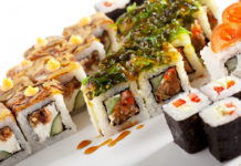 Роллы: преимущества блюд и их доставки по нужному адресу