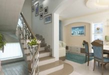 Как выбрать и купить двухэтажную квартиру в Санкт-Петербурге