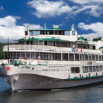 Чем привлекательны речные круизы?