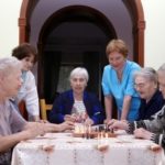 Заведение для постоянного проживания пожилых людей