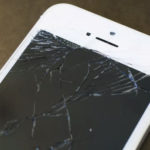 Особенности замены стекла iPhone XS