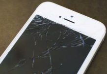 Особенности замены стекла iPhone XS