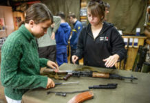 Сборка-разборка оружия в аренду: очень азартное развлечение, которое может встраиваться в формат любого игрового мероприятия