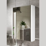 Какой зеркальный шкаф выбрать для ванной комнаты?