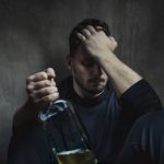 Как вести себя с алкоголиком?