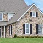 Фасады из натурального камня: достоинства и недостатки