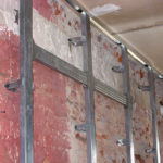 Как крепить профиль для стен?