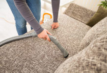 Условия химчистки диванов на дому