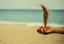 Люди тысячелетиями свято верили в то, что болезни и несчастья — это расплата за прошлые грехи