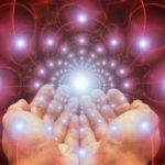 Почему лучше не говорить «спасибо» тем, кто вам помог от всей души