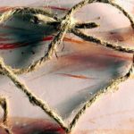 Как знаки Зодиака оберегают свое сердце от боли