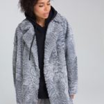 Шубы из каракуля: их отличительные особенности и достоинства