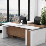 Нюансы выбора офисного стола
