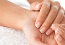 Врачи назвали причины опухания рук и пальцев