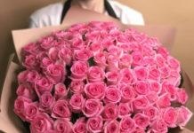 Почему дарят 101 розу а не 100?