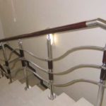 Каждой лестнице — надежные поручни