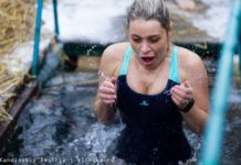 Крещение Господне 2024: какого числа, история, традиции, святая вода, проруби, что нельзя делать