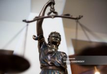 Томичка получила 4 года колонии за пьяное ДТП. Она сбила подростка, когда ехала на озеро