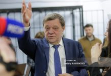 Суд признал экс-мэра Томска Ивана Кляйна виновным по делу о ремонте улицы. Его освободили от наказания