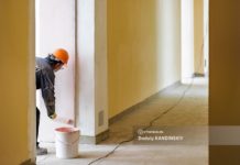 Ремонт в 11 школах Томска начнут во время летних каникул