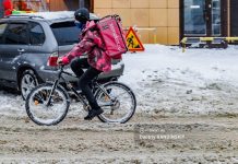 Исследование: средняя зарплата курьера в Томске — 80 тыс руб