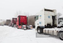 Движение большегрузов ограничат на трассах Томской области с 1 апреля