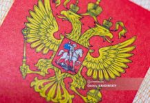 Для получивших паспорт РФ предложили поднять возраст призыва до 50 лет. Володин раскритиковал законопроект