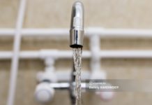 Признаки фекального загрязнения обнаружили санврачи в питьевой воде из кранов в томском селе