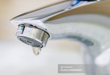 Ряд домов Томска остался без холодной воды из-за порыва. Организован подвоз