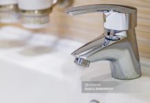 Рабочие устранили аварию на сетях в Томске. Холодная вода вернулась во все дома