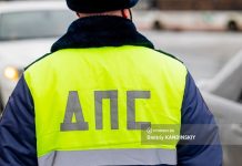 Жителя томского села арестовали за наезд на машине на инспектора ДПС