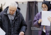 Третий день выборов президента: очереди в полдень и масленичные гулянья