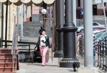 Власти Томска рассчитывают до конца года оформить в собственность фонари на пл.Ленина