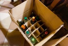 СК: житель Томска лишился доли в квартире из-за споивших его мошенников