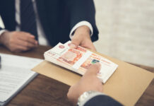 Как выбрать идеальную финансовую организацию для займа денег: ключевые критерии!