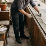 Как выбрать остекление для балкона или лоджии, учитывая виды и материалы